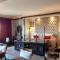 Inverdoorn Game Reserve Lodge
