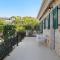 Olympia Holiday Home