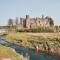 Frogmore- pretty central cottage with Castle views