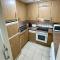 Gecko Apartment with private parking - 1 minutes from the oceanfront!