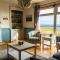 Atlantic views at Arnisdale House on Lewis - Brue