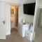 Alder en-suite self catering with private shower 3 - Southampton