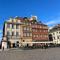 ROYAL 2 Old Town fast WiFi Netflix HBO AppleTV+