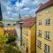 ROYAL 2 Old Town fast WiFi Netflix HBO AppleTV+