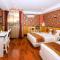 Golden Rain 2 Hotel