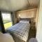 Palm Grove 2- Golden Palm - Pet friendly, WiFi, bed linen, central heating - Meadow Lakes Caravan & Lodge Hire