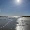 Reduced rate! The Wave of it All Tiki Bar Walk to the beach - Crystal Beach