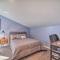 Home on Fox River Modern Decor Style! - McHenry