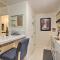 1 Mi to Beach Incline Village Condo with Rafts! - إنكلين فيلادج