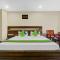 Treebo Darwesh Residency - 500m from Railway Station