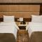 The Clocktower Hotel - باكو