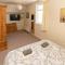 Longsands Lodge