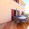 House Sisan 2209