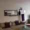 C056-Cannes Rue Antibes - Studio