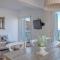 Uno Luxury Apartment with Sea view