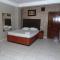 Hotel Queens