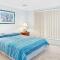 Blue Mariner, 16 Mariners Way