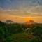 Choona Lodge 'view of sigiriya & pidurangala with sunrise' - 锡吉里亚