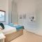 Crown Apartments 1C by Week2Week - 泰恩河畔纽卡斯尔