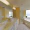 Beach Colony Resort East Navarre Beach #5C - نافار