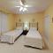 Beach Colony Resort East Navarre Beach #5C - نافار