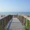 Beach Colony Resort East Navarre Beach #5C - نافار