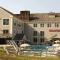 Deluxe Ski On Off 1BR Suite Sleeps 4 on Jiminy Mtn - Hancock