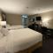 Super 8 by Wyndham Gananoque - Country Squire Resort - Gananoque