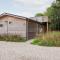 9 Meadow Retreat