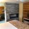 Pikes Waterfront Lodge