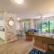 Bay Parklands 39 2 Gowrie Ave close to waters edge