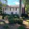 Near Germantown Shopping Colonial with 9 King Beds - Memphis