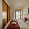 Quarteira Elegant With Pool by Homing