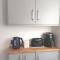 Comfortable 2 bedroom house in historic Exeter