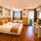 Golden Rain 2 Hotel