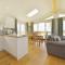 4 Horizon View