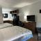 HomeTowne Studios by Red Roof Georgetown, KY - 乔治城