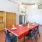 Gorgeous Apartment In Monselice With Kitchenette