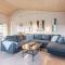 Seaside Cozy Cottage-By Traum