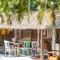 Unique Atelier house with hottub next to Pieterpad - Sleen