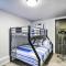 Inviting Lake Sutherland Home Kayaks and View! - 安吉利斯港