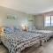 Steps to Ocean City Beach Condo with Pool and Views - 大洋城