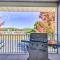 Lake Ozark Condo with Boat Slip and Fireplace - بحيرة أوزارك