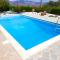 Kellaki Cottage - 2 bedroom with pool, sleeps 6