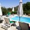 Kellaki Cottage - 2 bedroom with pool, sleeps 6
