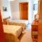Kellaki Cottage - 2 bedroom with pool, sleeps 6