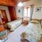 Kellaki Cottage - 2 bedroom with pool, sleeps 6