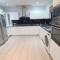 Lovely modern 2 bed villa