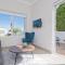 34.4 Degrees South Studio Apartment
