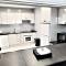 Beachside Luxury Apartment in Puerto Banus - Club Playas del Duque